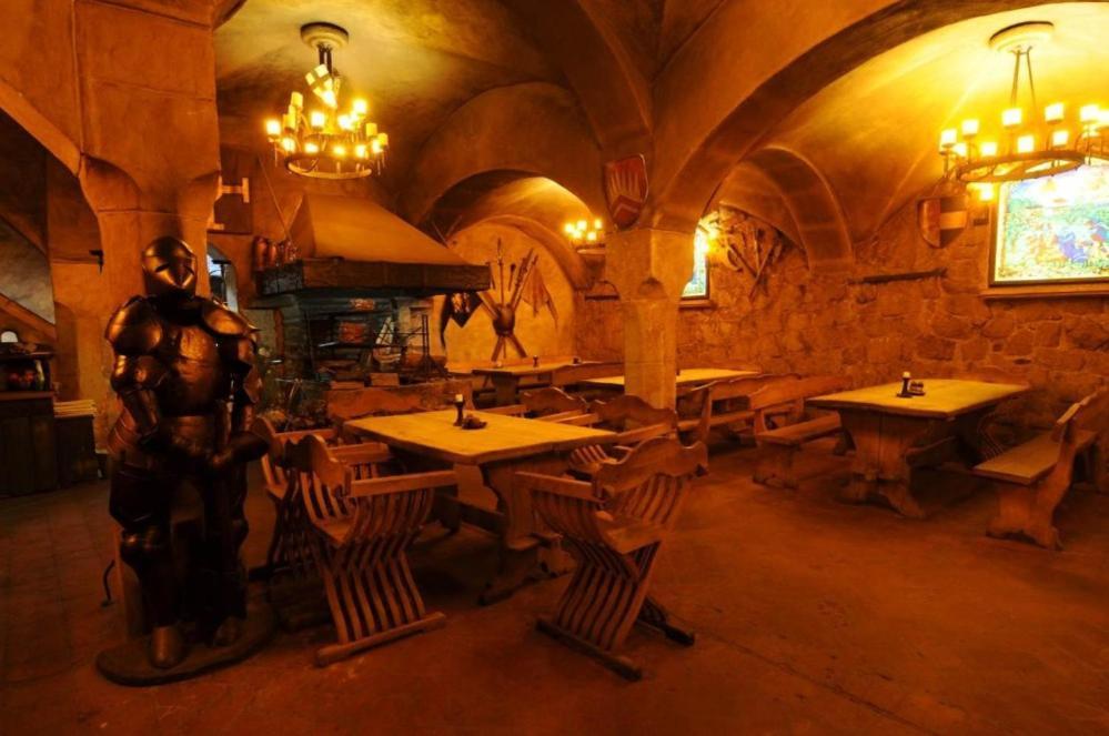 Penzion Hrad Frydek-Mistek Bagian luar foto