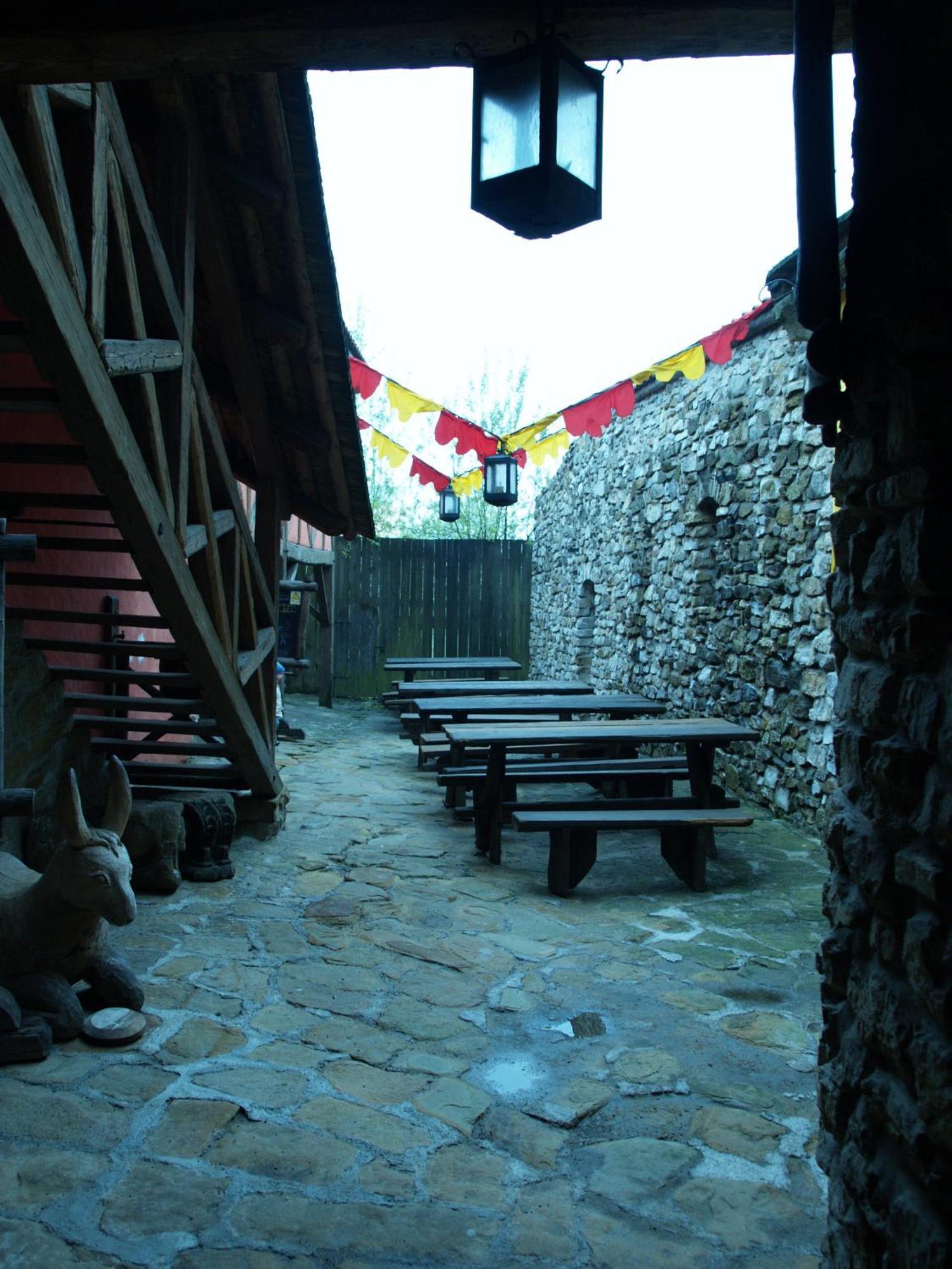 Penzion Hrad Frydek-Mistek Bagian luar foto